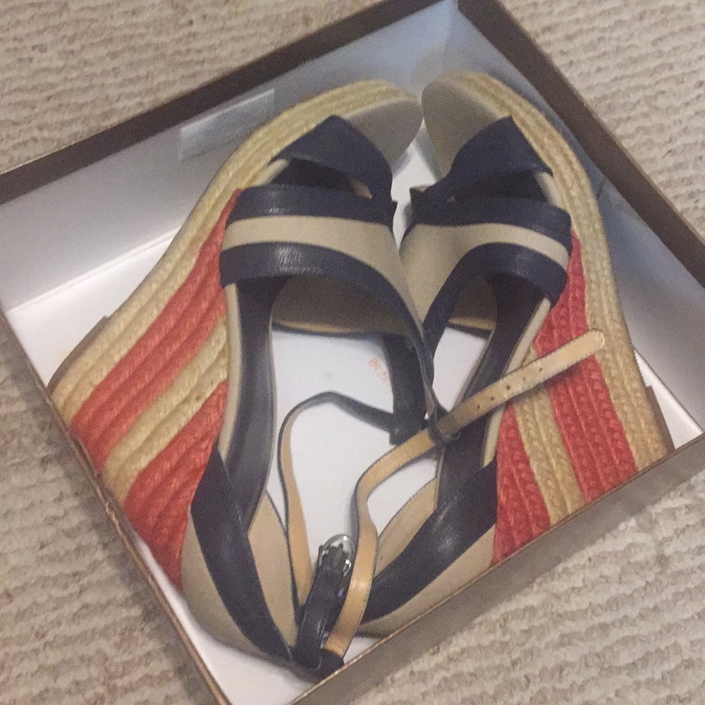 Audrey Brooke Wedges